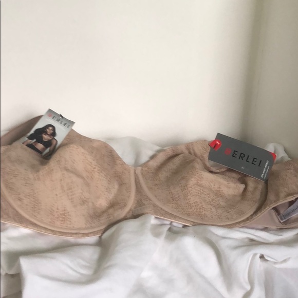 berlei Other - Berlei SF3 high impact smooth underwire sports bra berlei Other - Berlei SF3 high impact smooth underwire sports bra